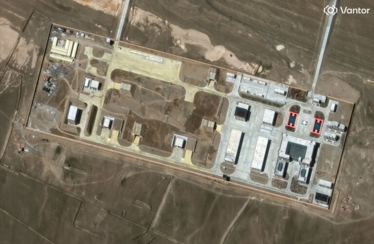 中国建滑顶混凝土掩体，强化防空反制美国导弹