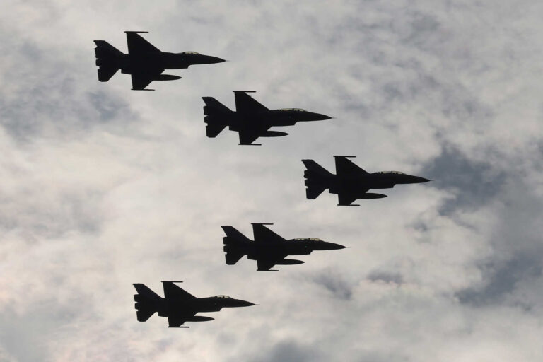 台防长：F-16V交付恐难如期完成