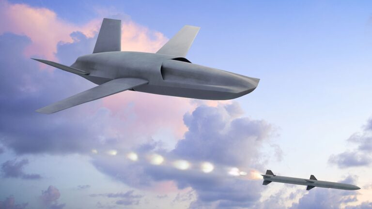 波音竞标美军新型无人机项目，MQ-25 Stingray领先优势明显