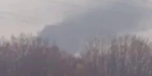 无人机袭击俄油厂，致乌法多地烟雾与通讯中断