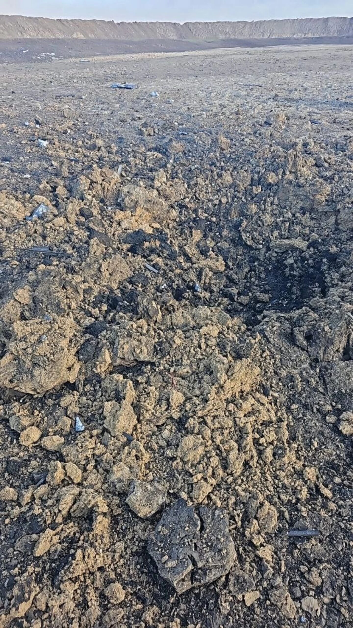 未知无人机在哈萨克斯坦爆炸，国防部门加强空域管制