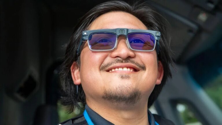 亚马逊开发AI智能眼镜简化快递员配送流程
