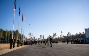 爱沙尼亚盟军击落不明无人机，残骸未找到