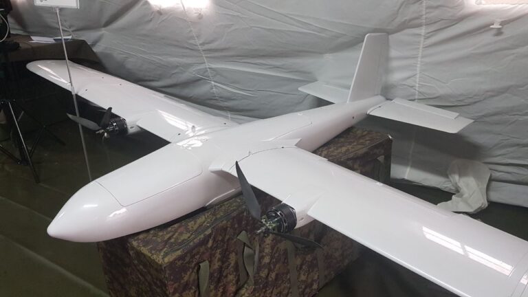 俄企业推出新型双引擎战术无人机Os-25-R