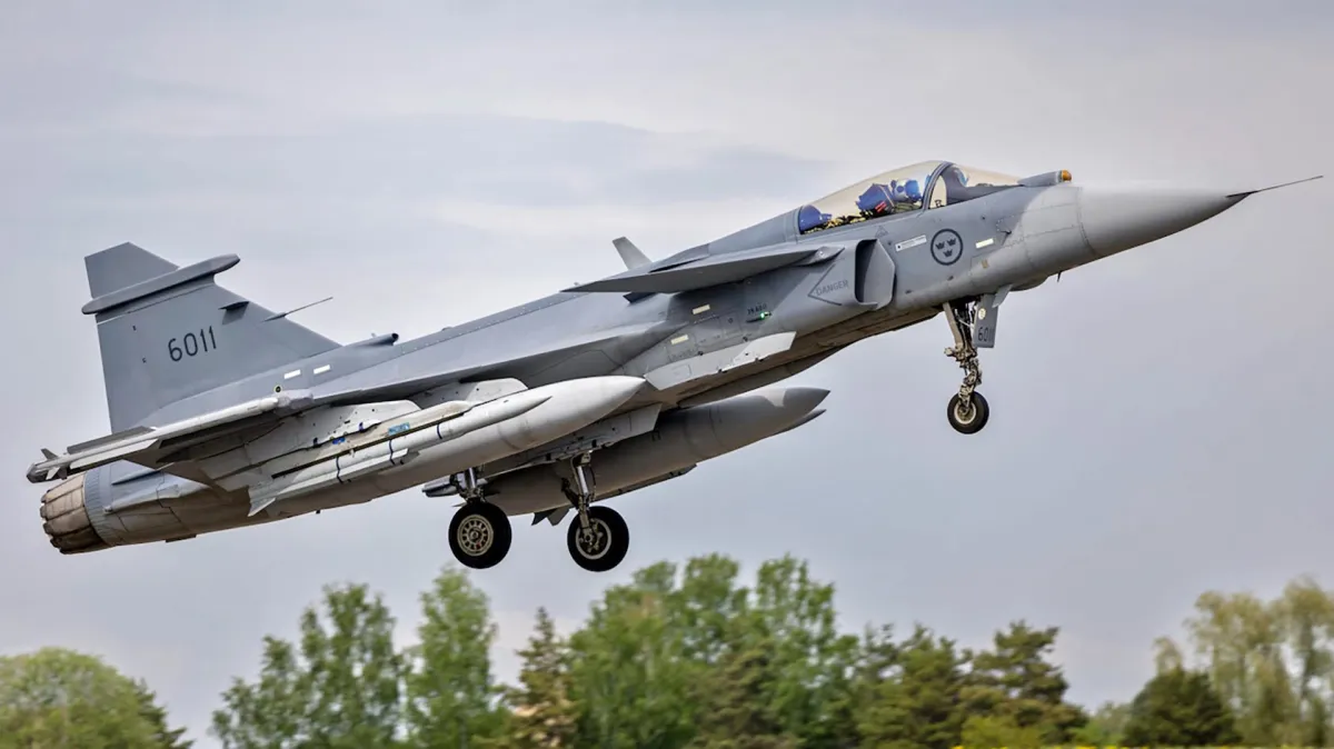 瑞典空军正式列装Gripen E战斗机，搭载AI自主作战