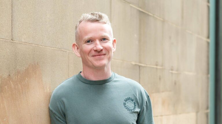 Frame迎新非执行董事Liam Bateman，加速AI业务增长