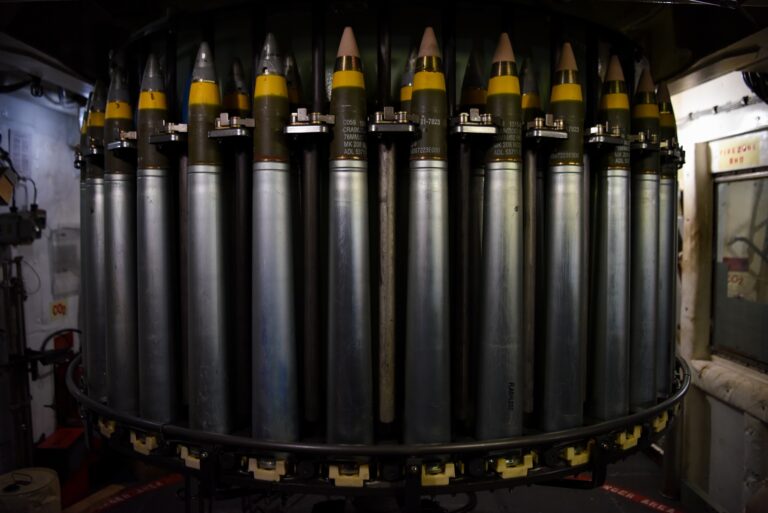 韩国启动国产76毫米穿甲高爆弹生产