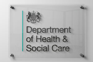 微软AI助手助力NHS节省大量时间和成本