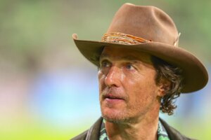 麦康纳和凯恩加入AI声音革命