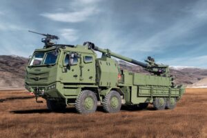 土耳其陆军装备新型T-155 TTA豹式自行榴弹炮