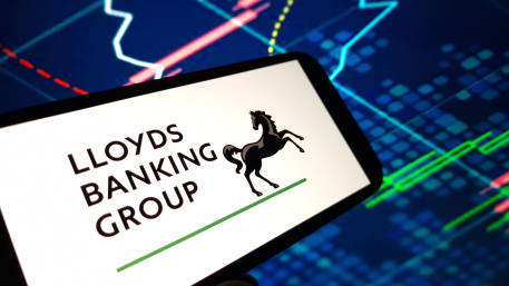 Lloyd’s 2026年推出AI金融助手，提供个性化全天候服务