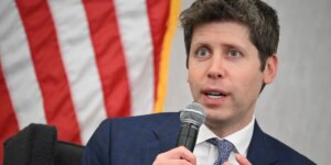 OpenAI与亚马逊AWS达成380亿美元合作，加速AI发展