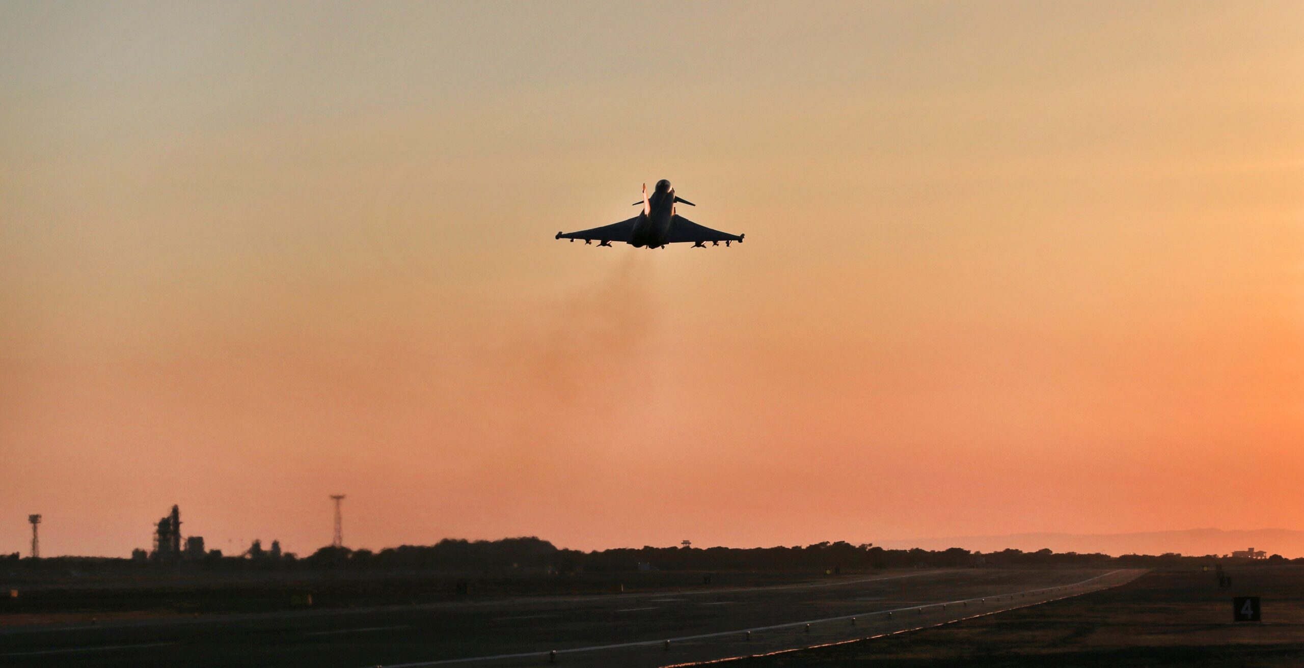 英台风战机支援约旦打击伊斯兰国