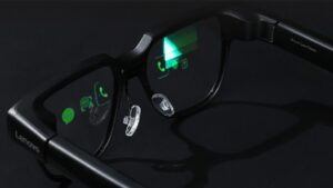 联想发布超轻AI眼镜V1，重量仅38克支持实时翻译