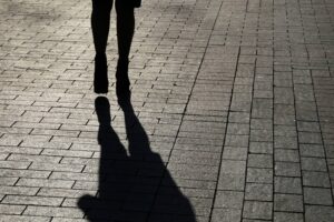 东京警方引入AI强化反跟踪措施