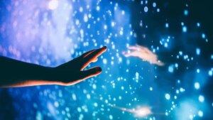 AI时代的意义何在？人类技艺与情感的价值重估