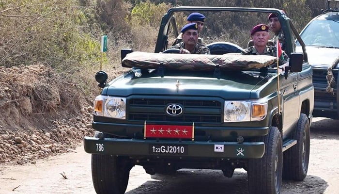 巴军方重申加强与约旦军事合作承诺