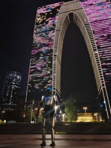 人形机器人从苏州走到上海，超106公里创吉尼斯世界纪录