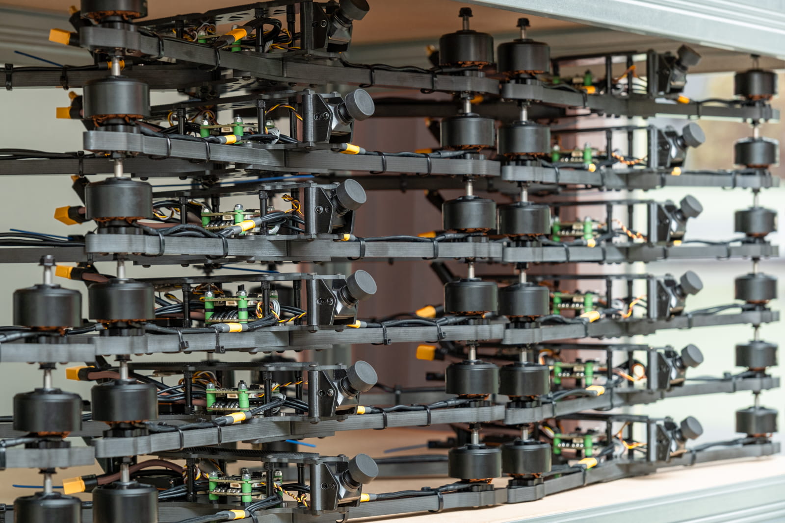 俄无人机侵波，北约启动东哨行动