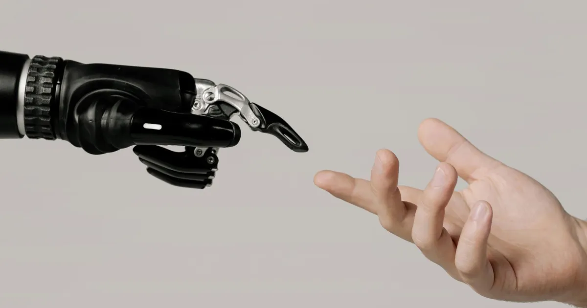 三星人形机器人展现惊人力量，轻松拉动1400公斤汽车