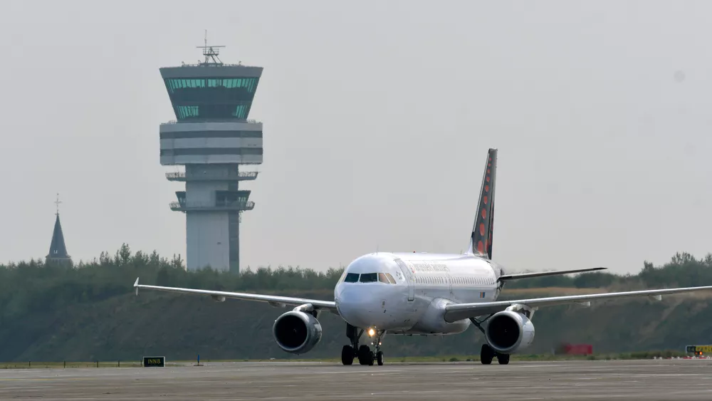 布鲁塞尔机场因无人机干扰暂停航班运营