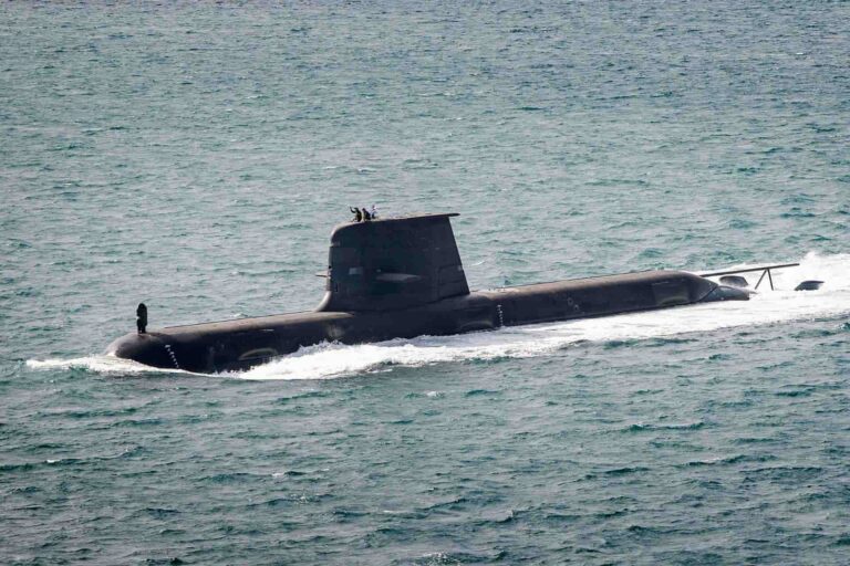 雷神继续支持澳大利亚柯林斯级潜艇作战系统升级