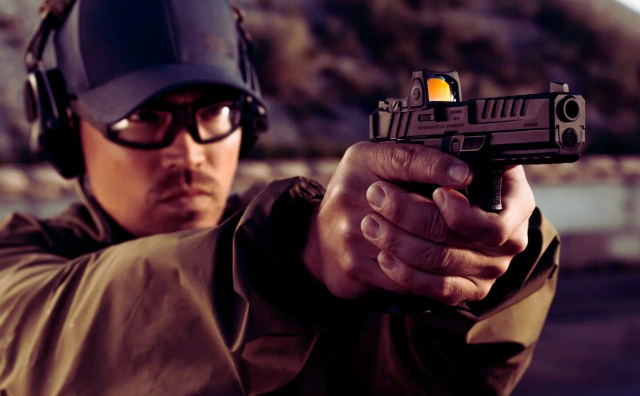 保加利亚陆军采用Springfield Echelon 4.5手枪替换Makarov