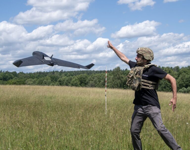 美军采购eBee VISION无人机扩大防御能力