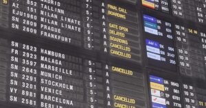 比利时总理召集安全会议应对布鲁塞尔机场无人机入侵