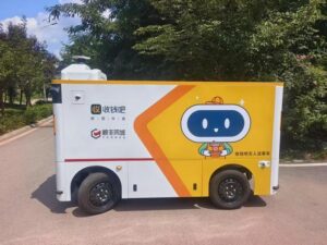 无人车进校园送外卖，顺丰同城与收钱吧合作