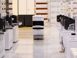 铠侠第二财季营收大增30.8%，智能设备收入猛涨99%