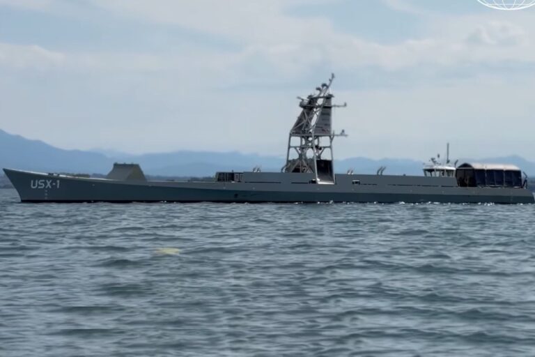无人舰艇USX-1重塑美军海上力量布局