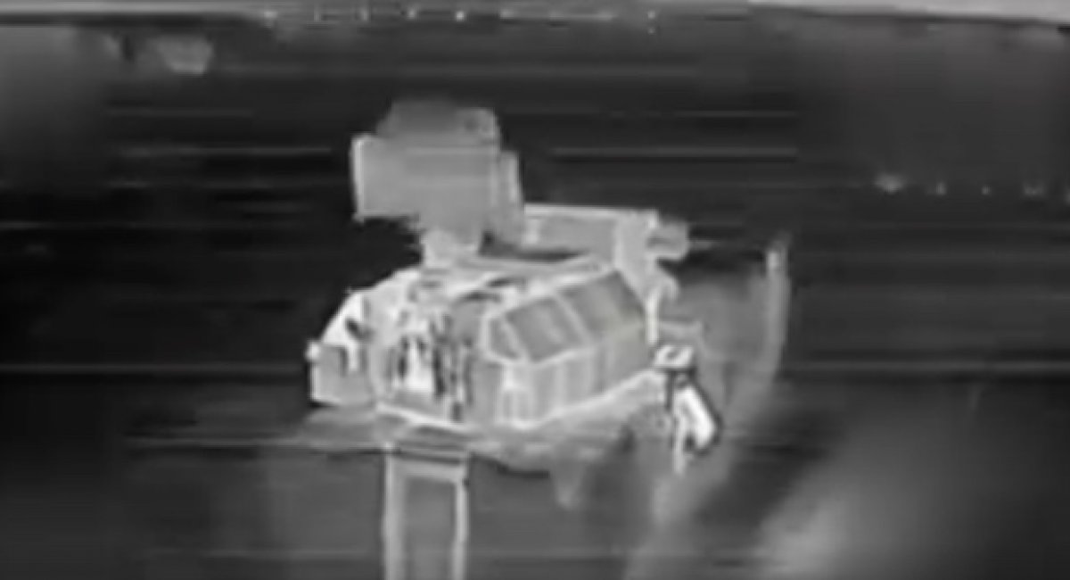 乌克兰海军成功袭击克里米亚萨基空军基地，摧毁俄指挥中心及防空系统