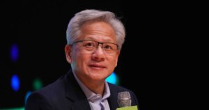 英伟达财报超预期，AI热潮未减