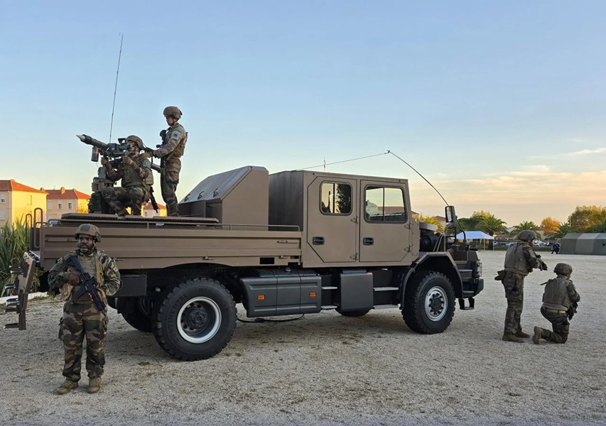 法国将部署50辆斯堪尼亚吸血鬼防空车应对无人机威胁