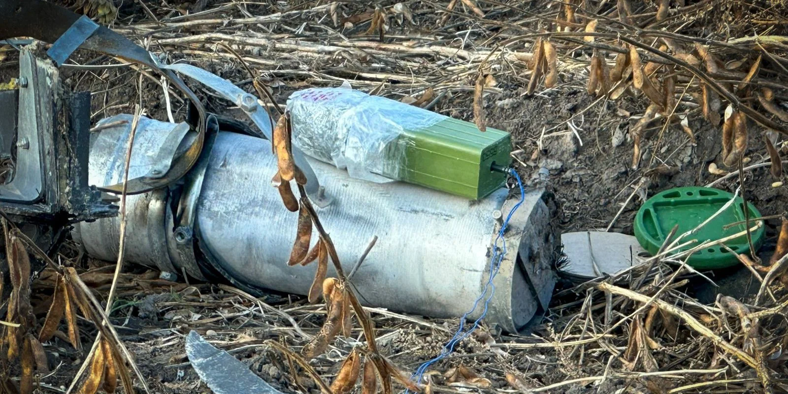 乌军击落携带反坦克地雷的俄军无人机