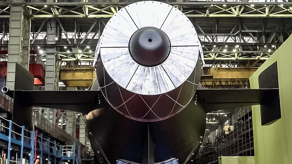 俄罗斯新核潜艇“哈巴罗夫斯克”号下水仪式举行