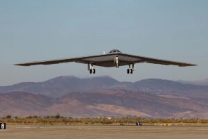 B-21轰炸机或将改为一飞行员一武器官配置