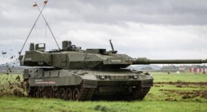挪威首获Leopard 2A8坦克，德国斥资40亿欧元升级装甲部队