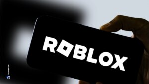 Roblox推出AI年龄估算系统，股价下跌引发投资者担忧