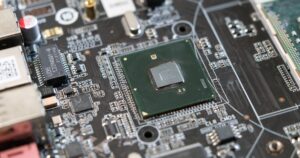 欧盟加速芯片审查，应对供应链危机