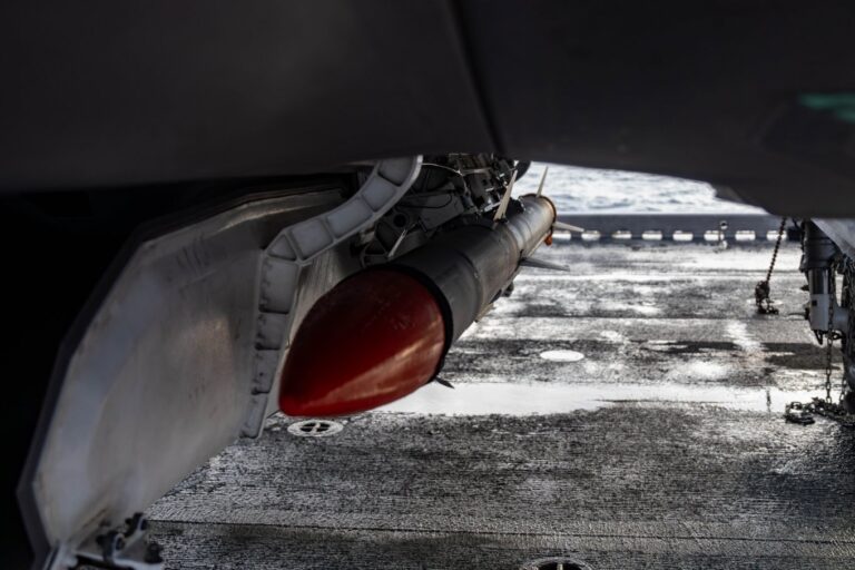 乌总统称获远程导弹难，法仅提供MICA