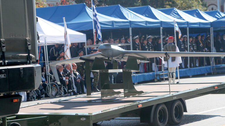 希腊首次举行无人机与反无人机军事演习