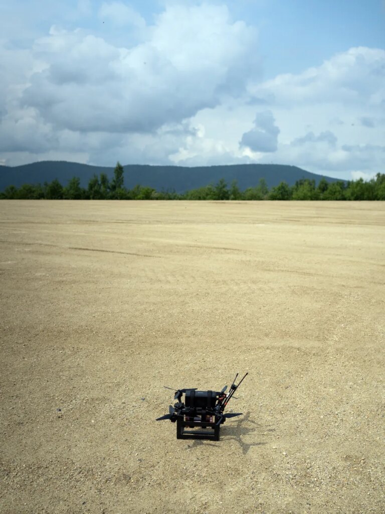 20岁青年获1.21亿美元融资，为美军制造军用无人机