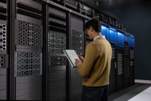 戴尔PowerEdge服务器助力企业高效应对AI算力需求