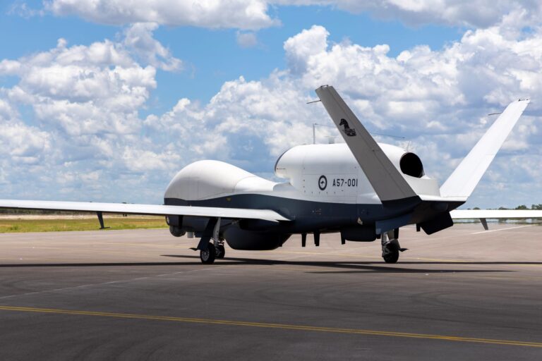 北格鲁曼确认MQ-4C特里顿参与军演