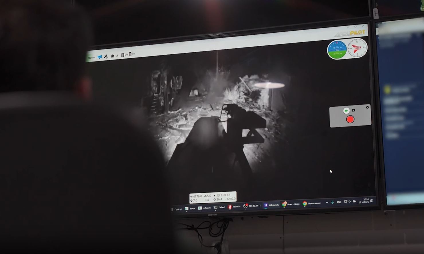 乌克兰伤兵被困33天，地面机器人勇救生命