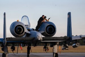 空军演练未来高强度战争中孤立作战能力