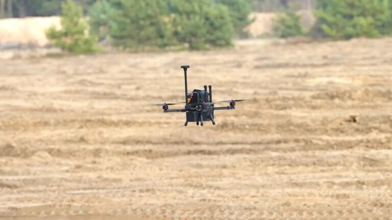 Zuppa与德国Eighth Dimension签署AI群无人机系统开发协议