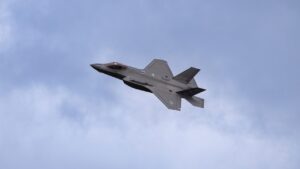 F-35携带核武器完成测试，美国空军迈出重要一步